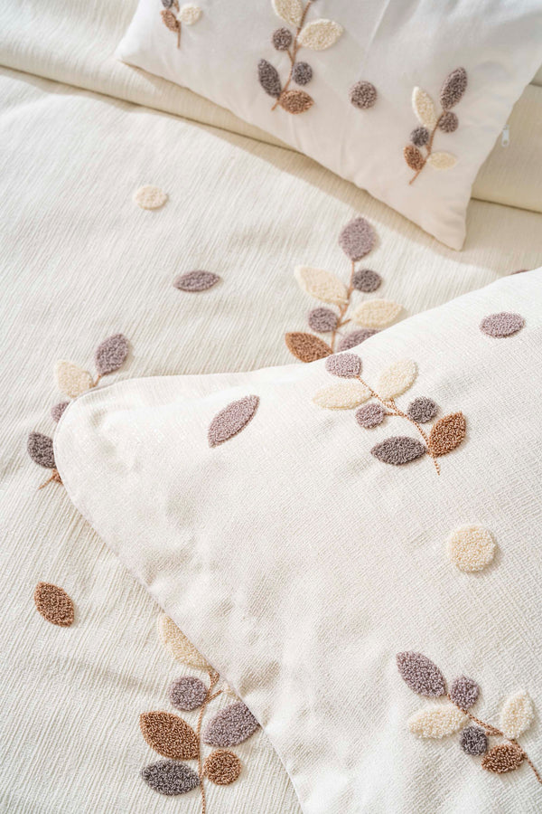 Nova Cream Punch Embroidered Double Duvet Cover and Bedspread Set - 8 Piece Bridal Set