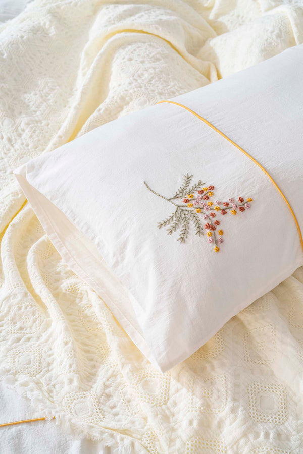 Amber Ecru Embroidered Double Duvet Cover & Bedspread Set – 7-Piece Bridal Set – 100% Cotton