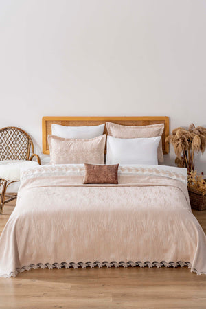 Ilay Vizon Embroidered Double Bedding Set with Duvet Cover - 8 Piece Dowry Set