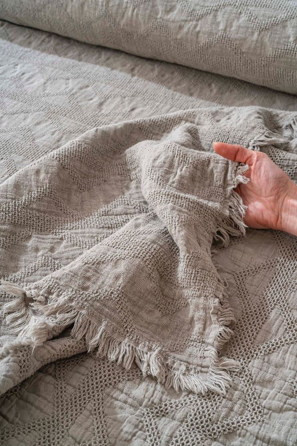 Felix Stone Double Cotton Embroidered 4-Piece Bedspread & Dowry Set