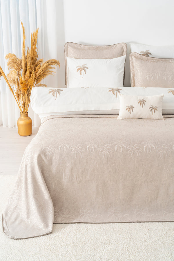 Palmiye Mink Embroidered 8-Piece Bridal/Quilt Set – Polycotton Duvet Cover, Bedspread & Sheet Set, Queen/King Size