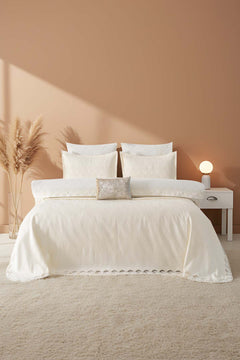 Ilay Ecru Embroidered 8-Piece Bridal/Quilt Set – Polycotton Duvet Cover, Bedspread & Sheet Set, Queen/King Size
