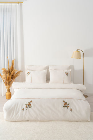Donna Beige Donna Beige Embroidered 6-Piece Bridal Duvet Set – Polycotton Fabric, Zipper, Queen Size