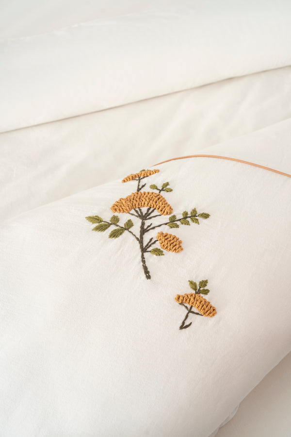 Donna Beige Donna Beige Embroidered 6-Piece Bridal Duvet Set – Polycotton Fabric, Zipper, Queen Size