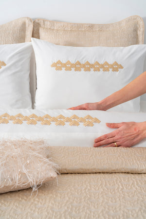 Parla Cappuccino Embroidered 8-Piece Bridal/Quilt Set – Polycotton Duvet Cover, Bedspread & Sheet Set, Queen/King Size