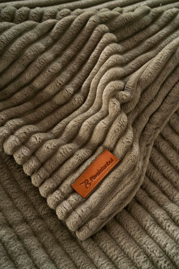 Gloria Khaki Wellsoft Double Blanket