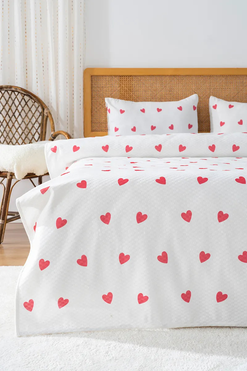 Red Heart Outlet Double Printed Bedspread 200 x 220 cm