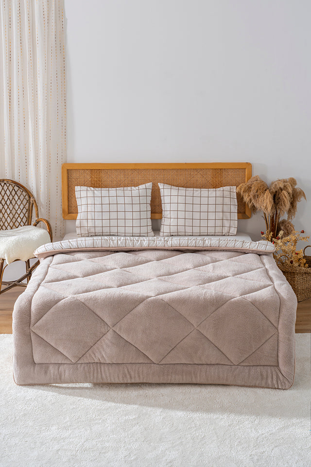 Beige Checkered Single-Sided Double Luxury Wellsoft Quilt Set 155x215 cm
