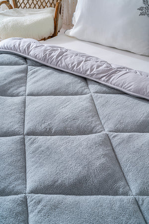 Gray Loura Single-Sided Double-Sided Luxury Wellsoft Quilt 155x215 cm