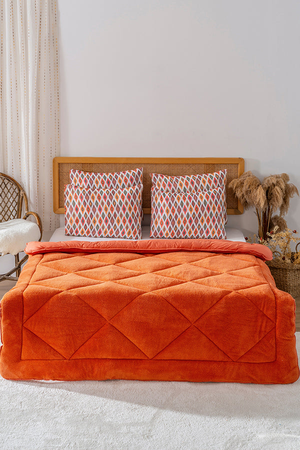 Terracotta Loura Double-Sided Deluxe Wellsoft Quilt for Double Bed 195x215 cm