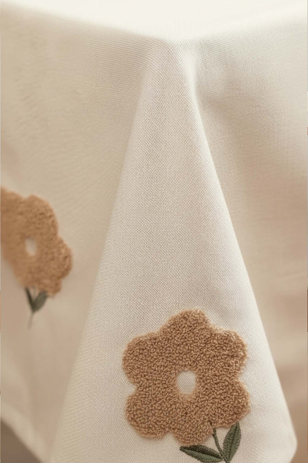 Florita Beige Punch Embroidered Stain-Resistant Tablecloth 160x220 cm