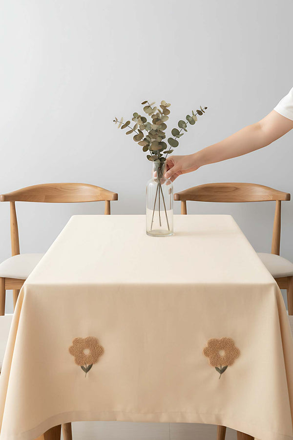 Florita Beige Punch Embroidered Stain-Resistant Tablecloth 160x220 cm