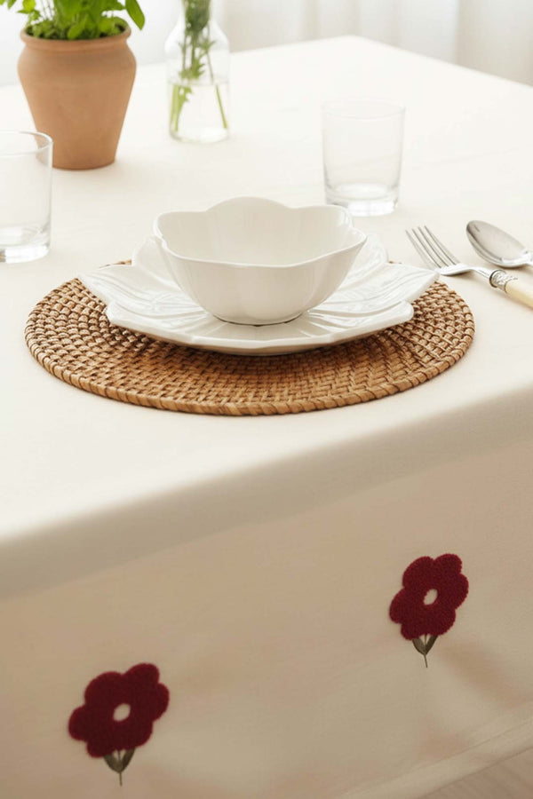 Florita Cherry Punch Embroidered Stain-Resistant Tablecloth 160x220 cm