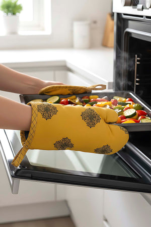 Yellow Ethnic Pattern 2-Piece Oven Glove & Pot Holder Set