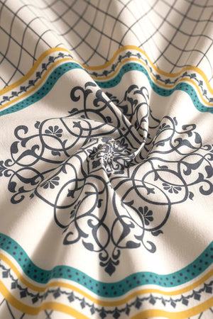 Safran Luxe Kitchen & Dining Tablecloth – 150 x 250 cm