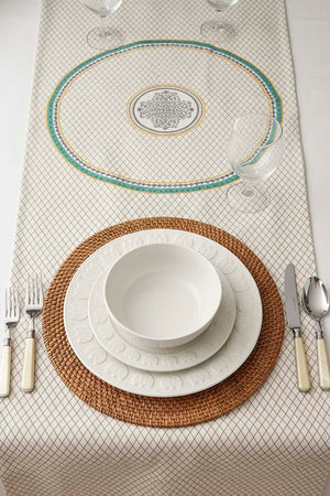 Safran Luxe Linen Runner 45 × 140 cm