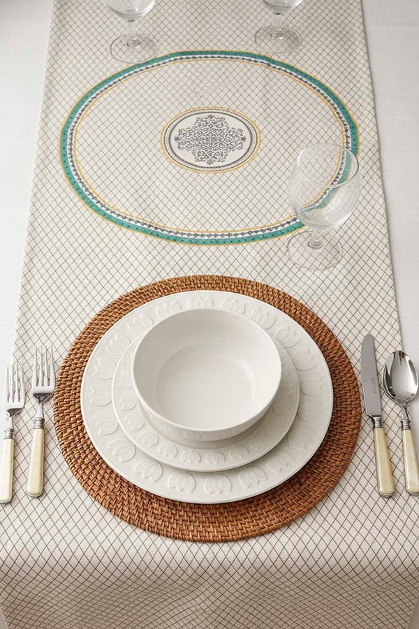 Safran Luxe Linen Runner 45 × 140 cm