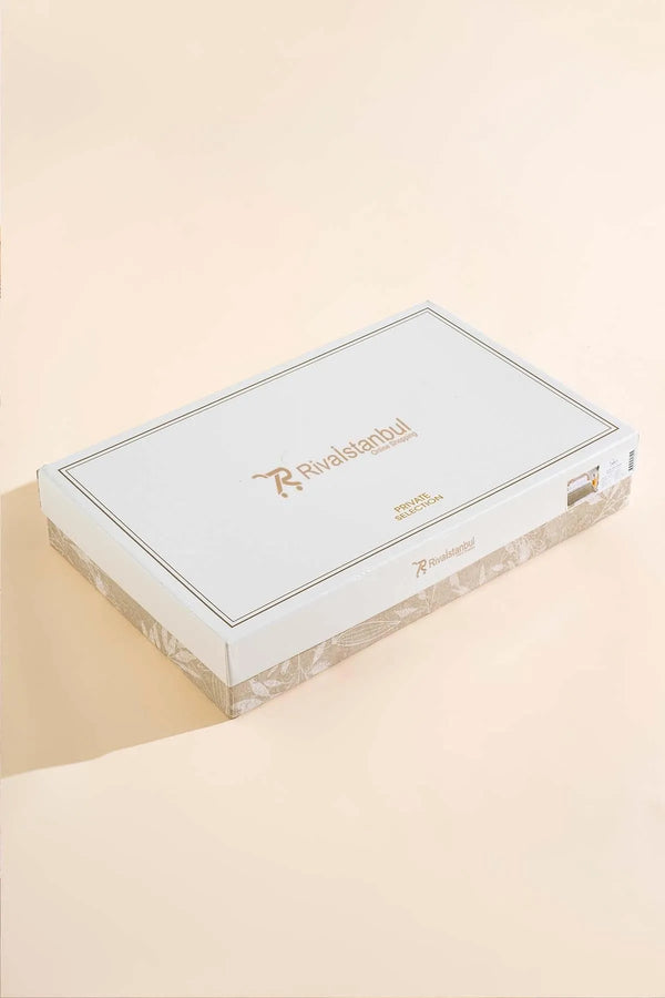 Noemi Green Double 7 Piece Bedspread & Bedding Set