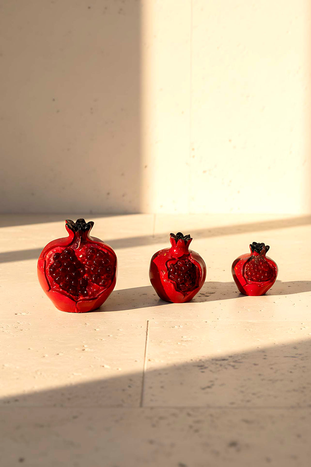 3-Piece Glossy Half Pomegranate Decorative Object Set