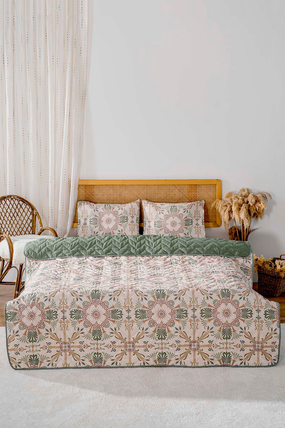 Ethnic Palace Cotton Double Quilted Pique & Bedspread