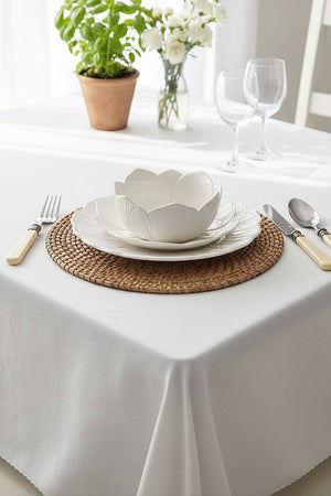 White Stain-Resistant Wrinkle-Free Tablecloth 150x200 cm
