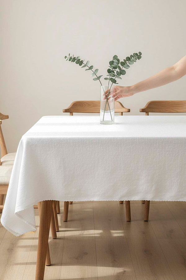 White Stain-Resistant Wrinkle-Free Tablecloth 150x200 cm