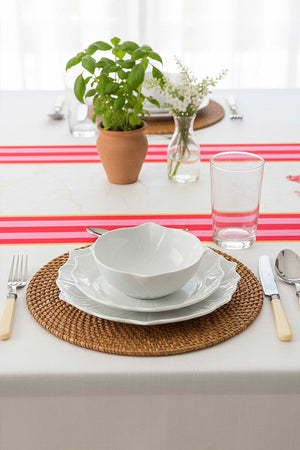 Pink Bird Pattern Stain-Resistant Tablecloth 150x220 cm