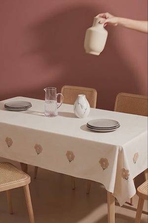 Florita Beige Punch Embroidered Stain-Resistant Tablecloth 160x220 cm