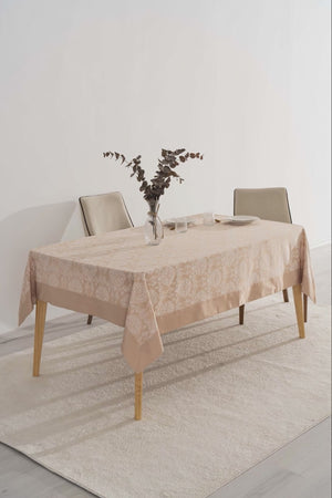 Damascus Cappuccino Tablecloth 160x220 cm
