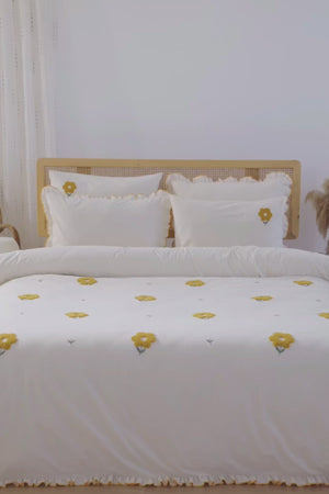 Florita Yellow 100% Cotton Embroidered Duvet Cover Set, 6-Piece Double Size Bedding – Breathable Fabric, 200x220 cm