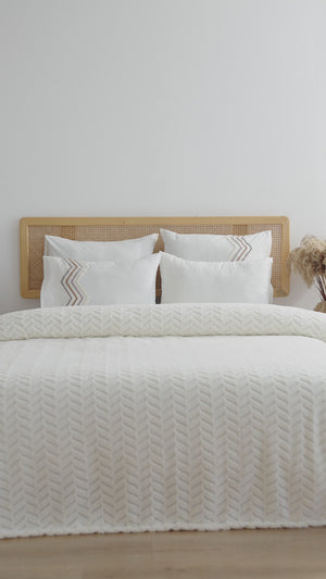 Jacquard Raschel Scandinavian Bohemian Tufted Bedspread – Single Piece Coverlet, Double Size, 200x230 cm