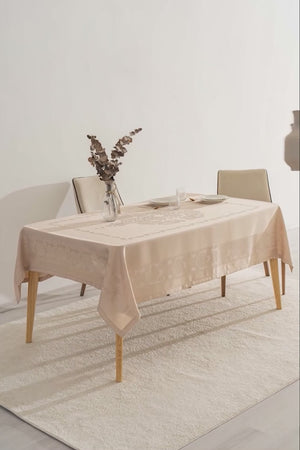 Jumbo Cappuccino Jacquard Tablecloth – Liquid Repellent, Stain Resistant, 100% Polyester, 160x220 cm
