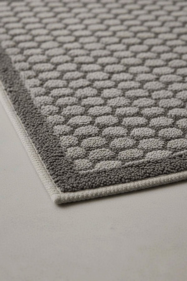 Honeycomb Pattern 2-Piece Bathroom Toilet Mat Set