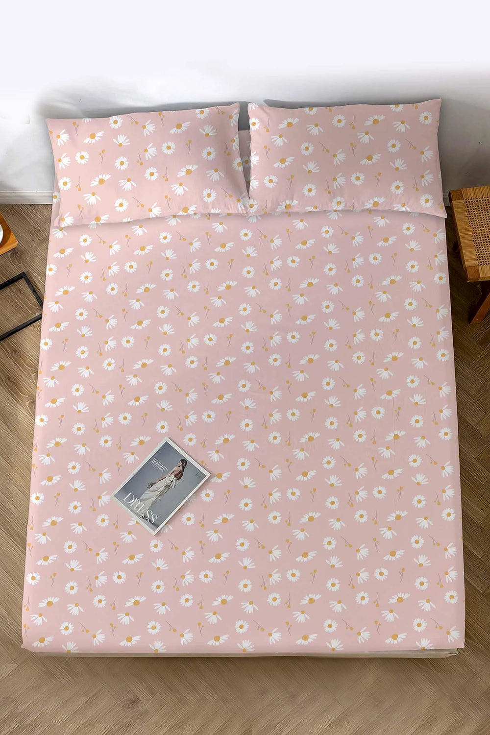 Powder Daisy Double Size Sheet Cotton