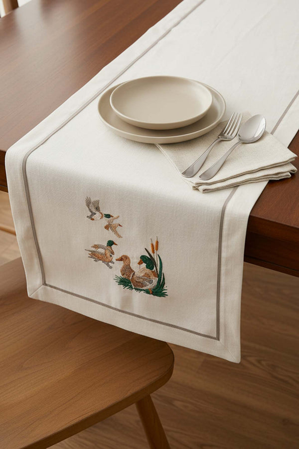 Bird Embroidered Runner 50x130 cm