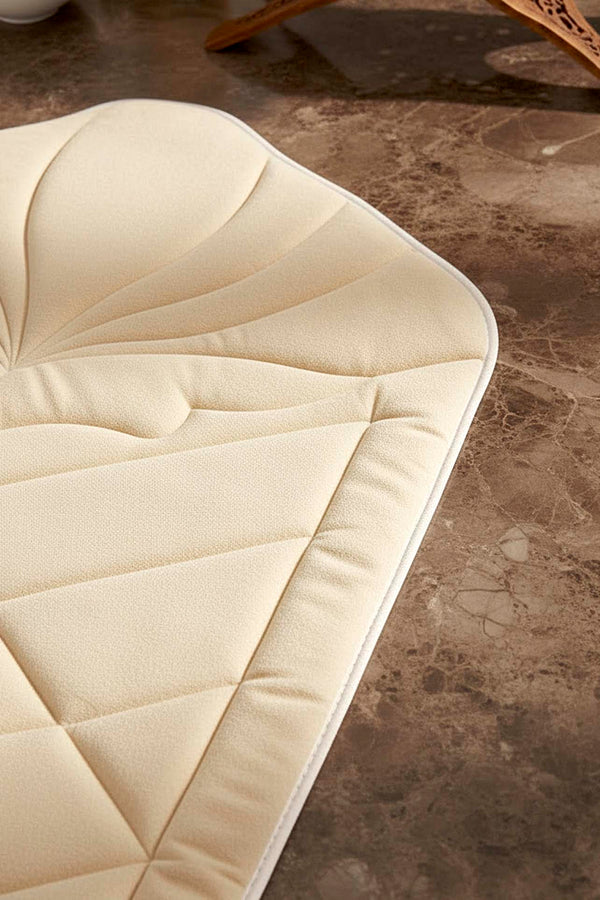 Cream Quilted Padded Luxury Prayer Mat 65 × 115 cm