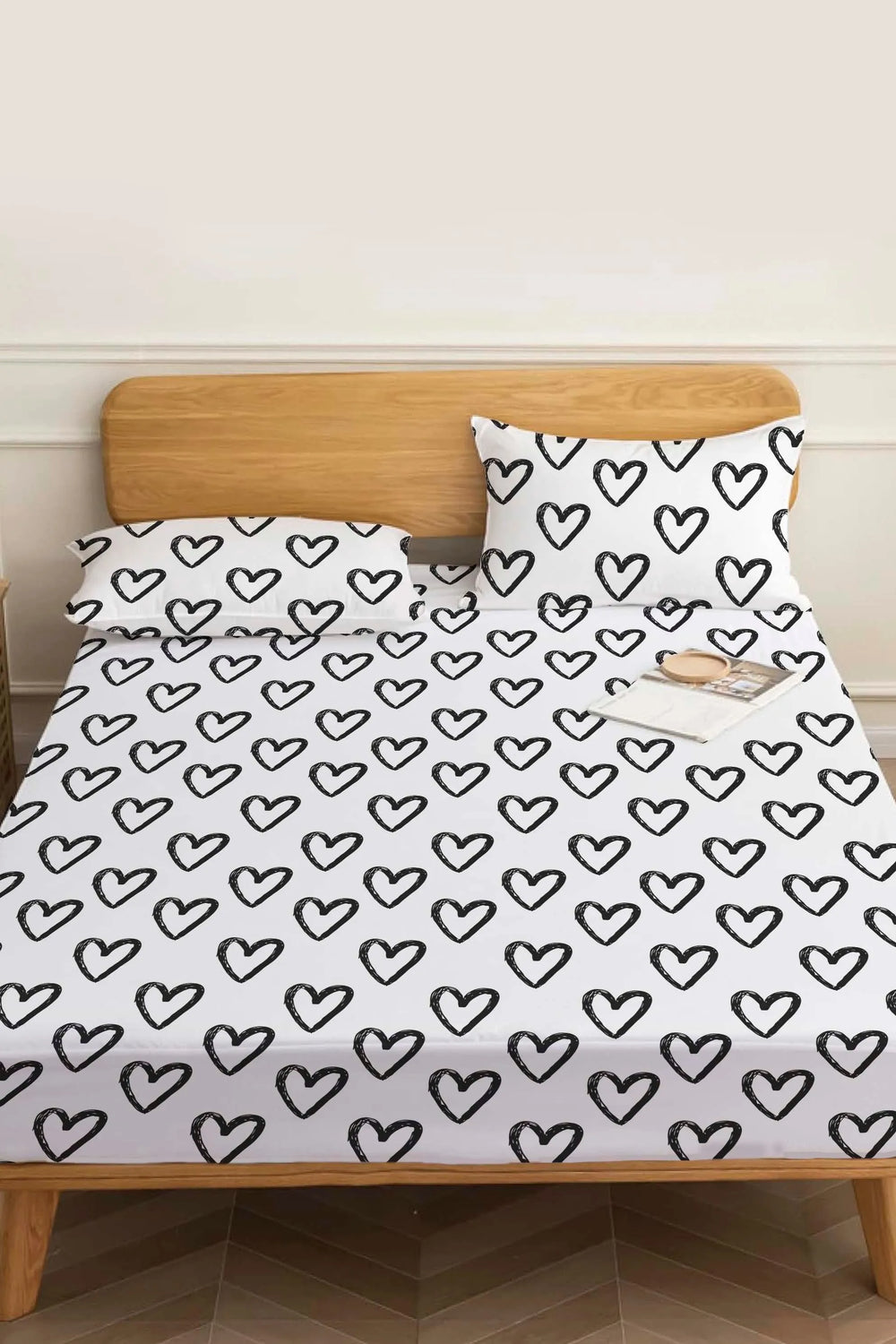 Black Heart Double Cotton Bed Sheet