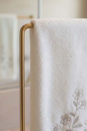 Gold Color Metal Vertical Towel Rack