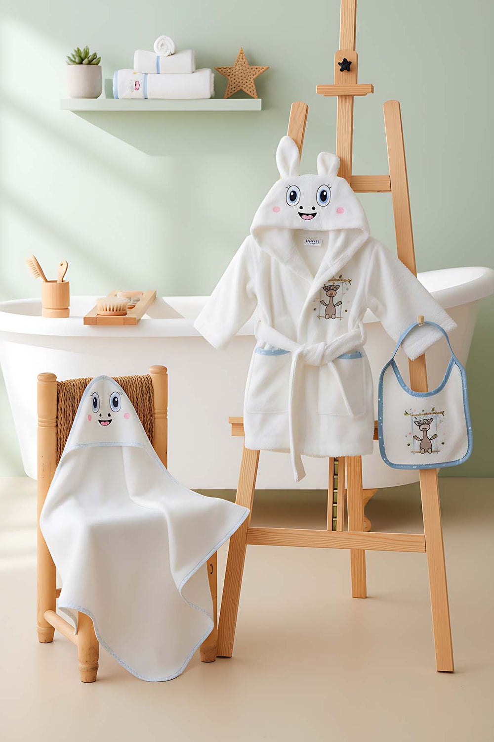 Giraffe Cream 100% Cotton Baby Bath Set – 3 Piece Hooded Robe, Swaddle & Bib