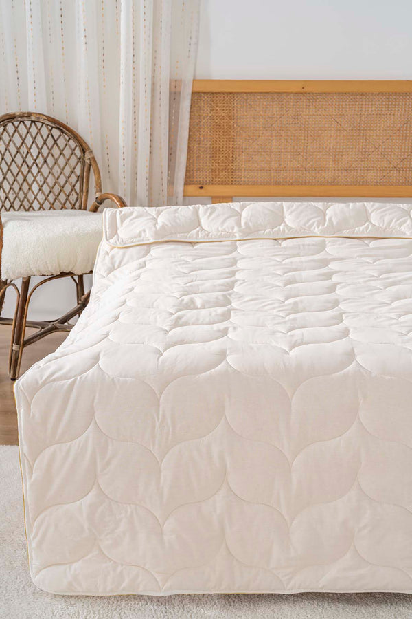 Loura Single-Sided Reversible Quilted Wool Duvet 155x215 cm