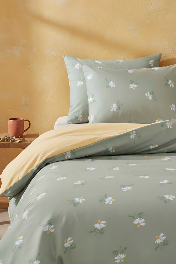 Green Daisy Beechwood Viscose Blend Double/Queen Duvet Cover Set – Silky Soft, Antibacterial, Breathable, 3-Piece, 200x215 cm