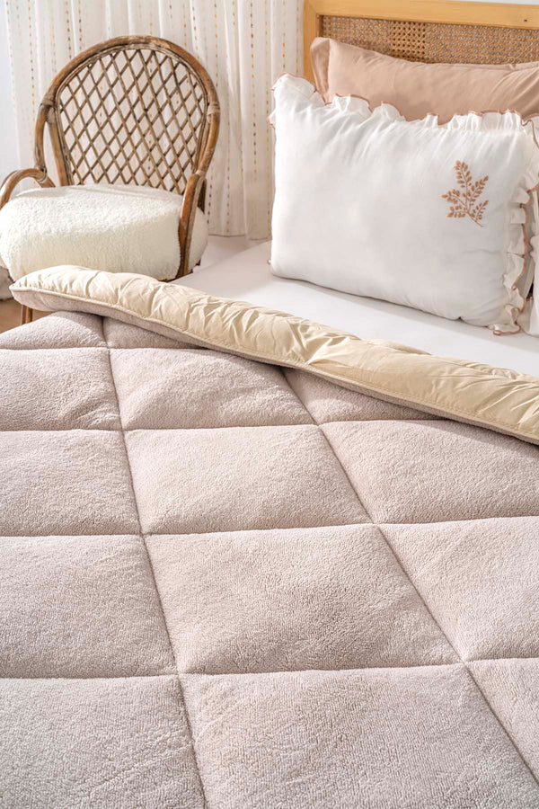 Beige Loura Single/Twin Ultra-Lux Reversible Comforter/Quilt – Wellsoft & 100% Cotton, All-Season, Single Piece, 155x215 cm