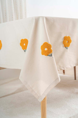 Florita Yellow Embroidered Stain-Resistant Tablecloth(160x220 cm)