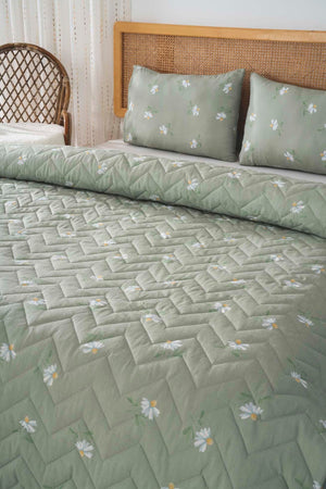 Green Daisy Single Size Outlet Quilted Cotton Bedspread & Coverlet