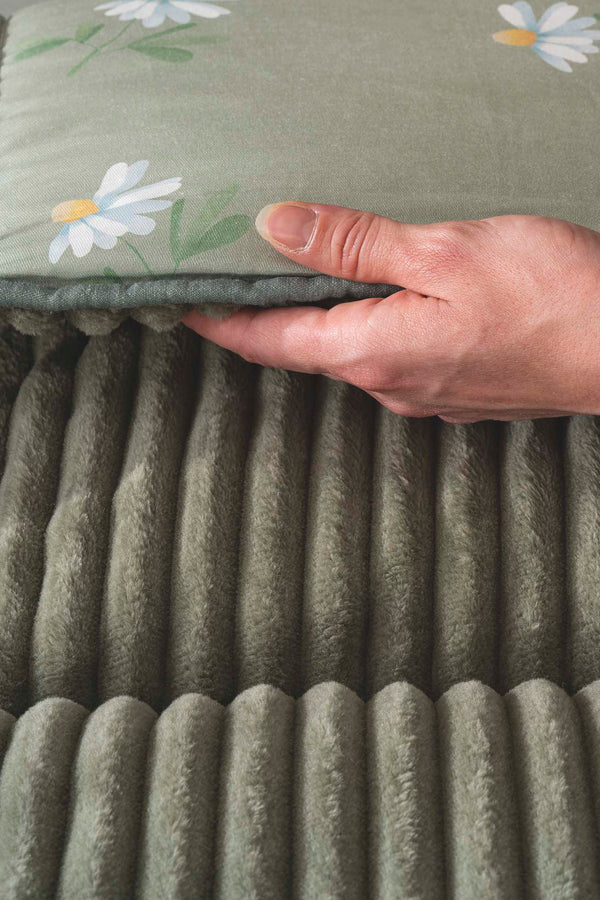 Green Daisy Single Size Tresa Bedding Set