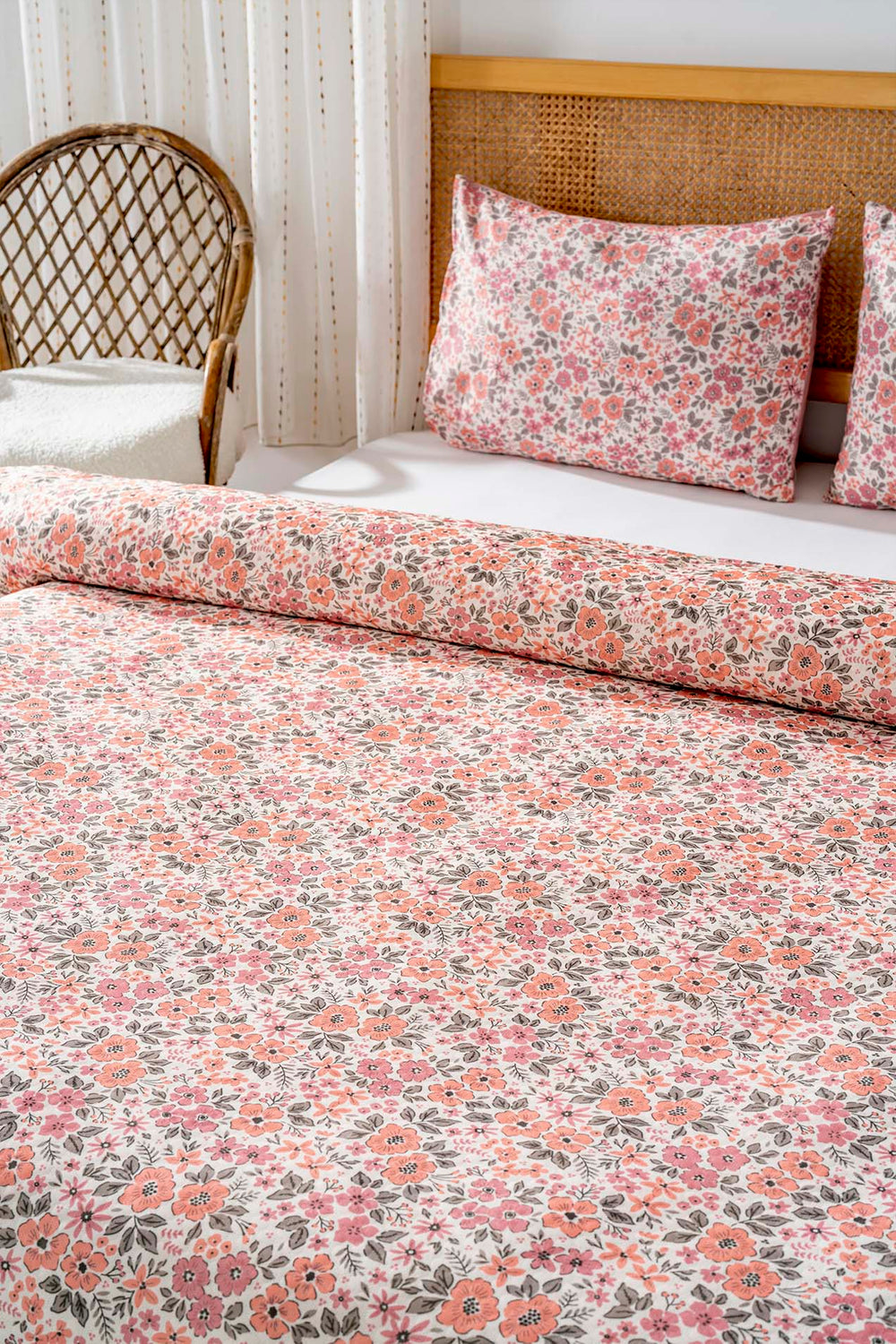 Pink Spring Outlet Double Printed Bedspread – 200 x 220 cm