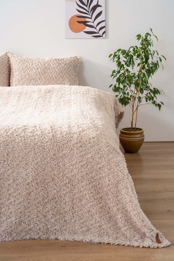 Dali Beige Zigzag Jacquard Plush Bedspread Set – 3-Piece Multi-Use Coverlet & Shams, Queen Size, 220x240 cm