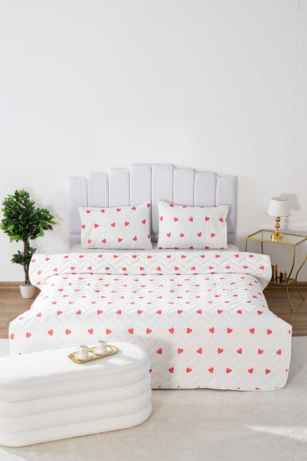 Red Heart Double Size Outlet Quilted Cotton Bedspread & Coverlet