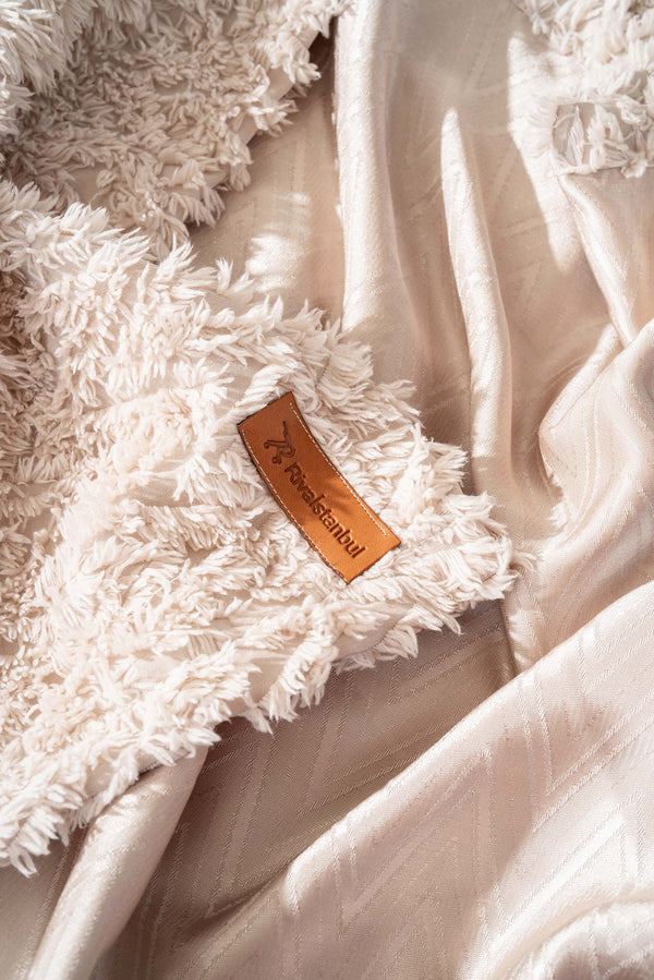 Dali Zigzag Beige Double Jacquard Deluxe Bedding Set 3 Pieces Bedspread Set