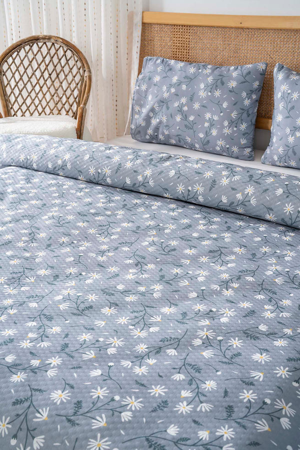 Gray Daisies Double Printed Bedspread 200 x 220 cm